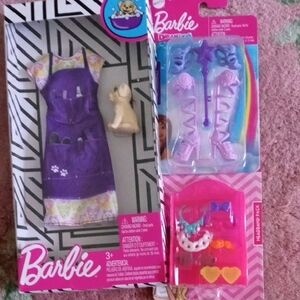 Barbie Pet Groomer Outfit With Dog And 4 Pair Of Shoes & 4 Purses. New In Boxes.